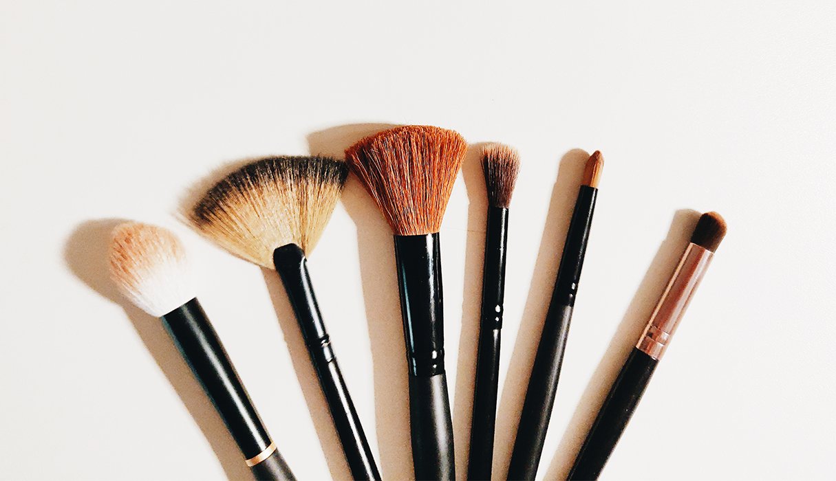 Onderzoek bezoeker Toezicht houden Make-up kwasten: welke gebruik je nu precies waarvoor?