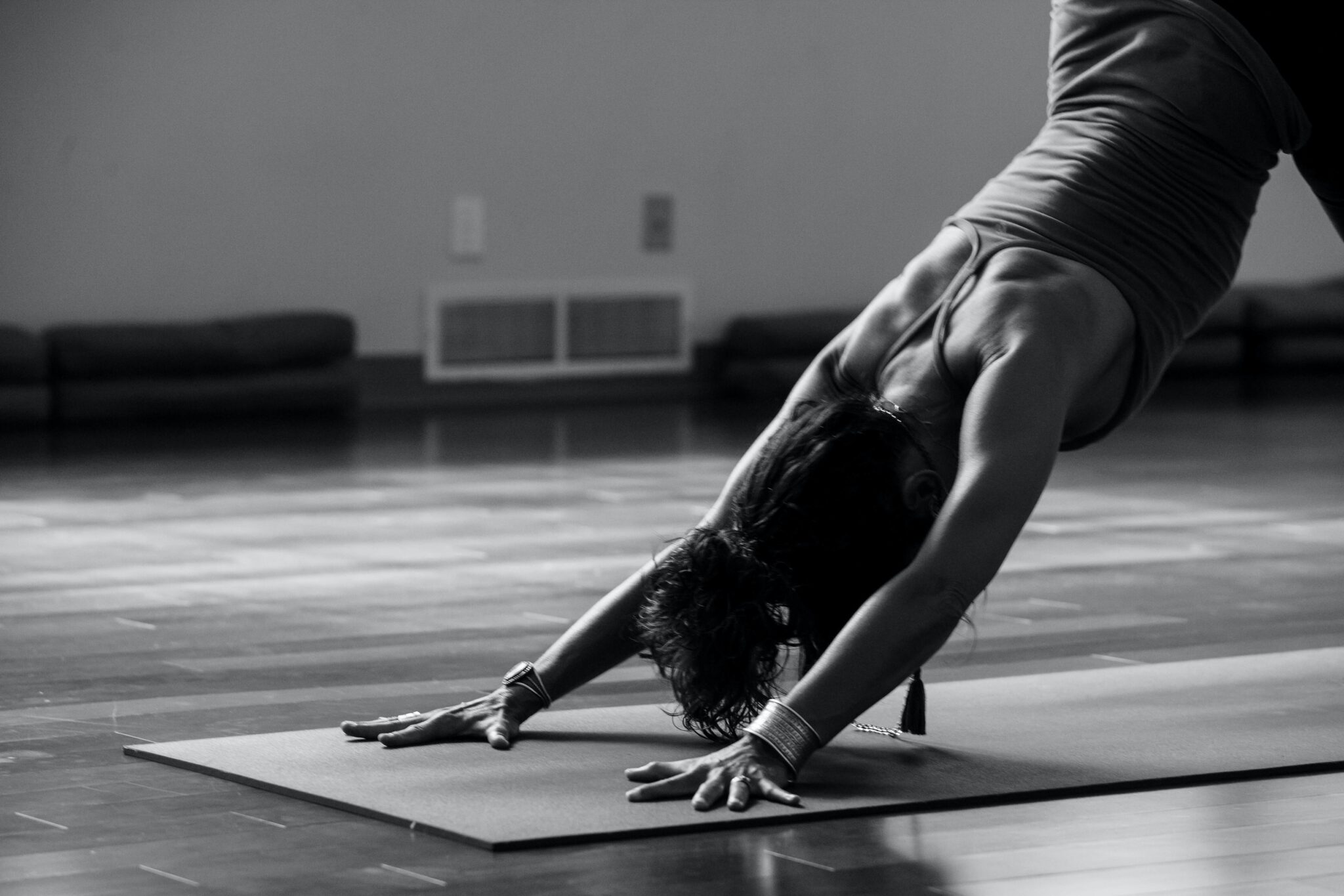 yoga pose voor brain fog somatische oefeningen